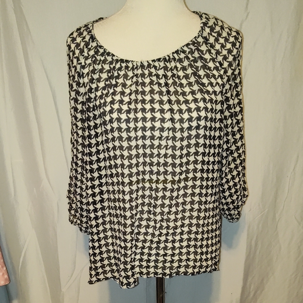 Talbots Black/ White Houndstooth Lightweight Sheer Silk Cover Top Size XL Petite